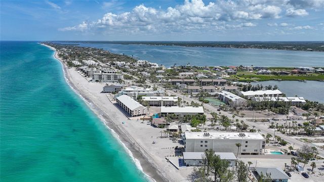 2590 N BEACH ROAD 5, Englewood, FL 34223