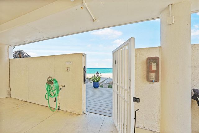 2590 N BEACH ROAD 5, Englewood, FL 34223