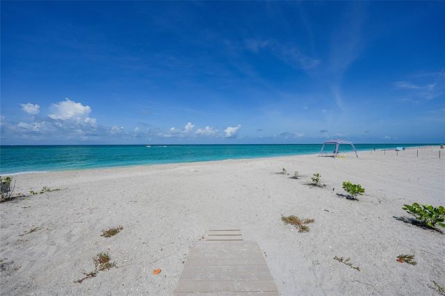 2590 N BEACH ROAD 5, Englewood, FL 34223