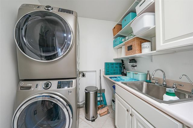 2590 N BEACH ROAD 5, Englewood, FL 34223