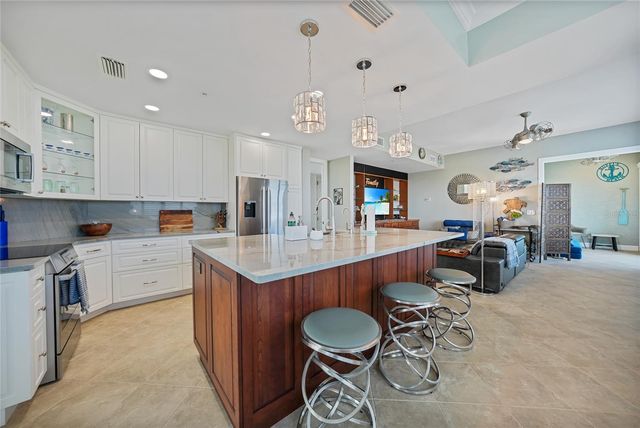 2590 N BEACH ROAD 5, Englewood, FL 34223