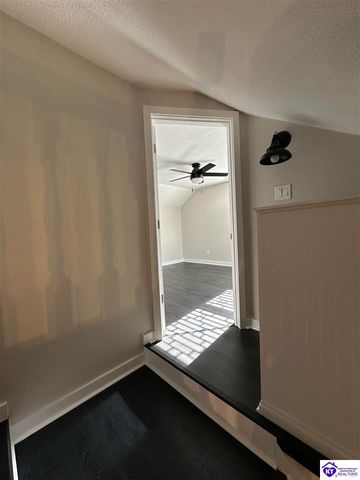 273 Manor Drive, Radcliff, KY 40160