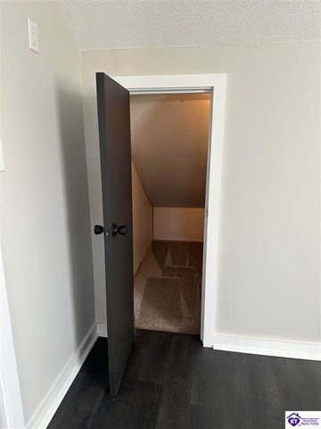 273 Manor Drive, Radcliff, KY 40160