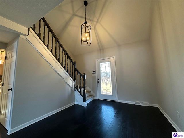 273 Manor Drive, Radcliff, KY 40160