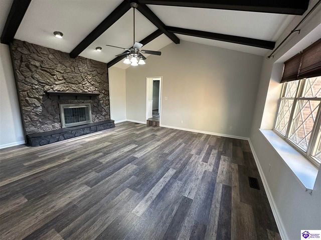 273 Manor Drive, Radcliff, KY 40160