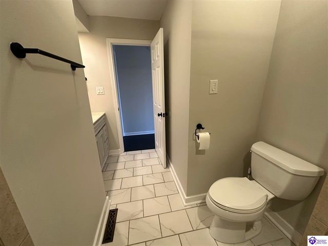 273 Manor Drive, Radcliff, KY 40160