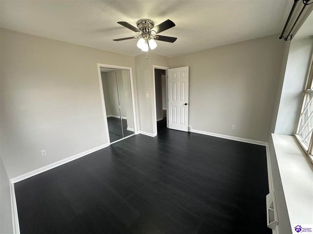 273 Manor Drive, Radcliff, KY 40160