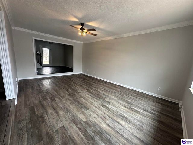 273 Manor Drive, Radcliff, KY 40160