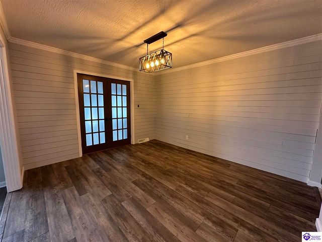 273 Manor Drive, Radcliff, KY 40160