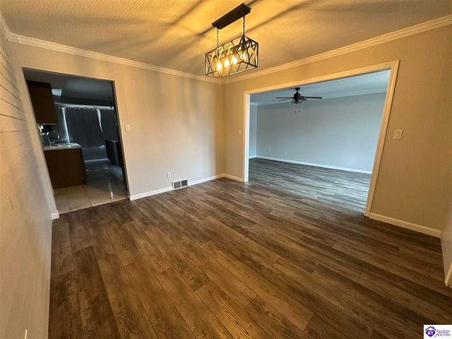 273 Manor Drive, Radcliff, KY 40160