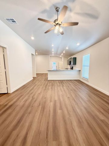 2130 Langford Avenue, Lubbock, TX 79407