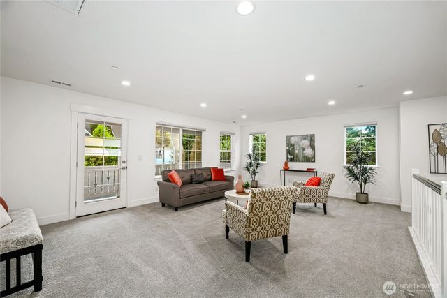 4728 165th Place NE, Redmond, WA 98052