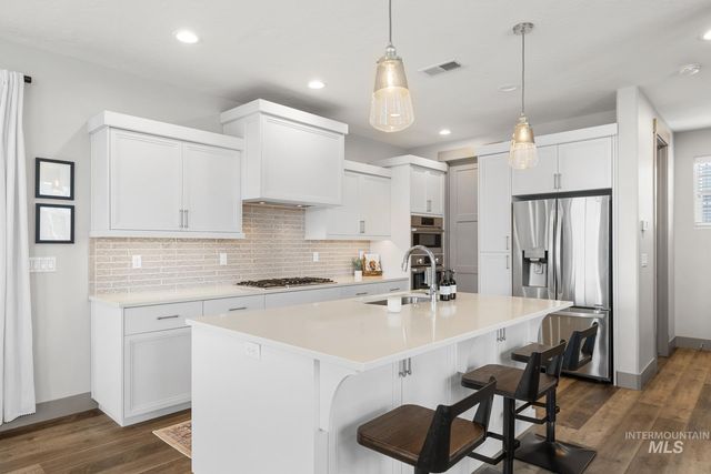 4198 E Wolf Tree St, Boise, ID 83716