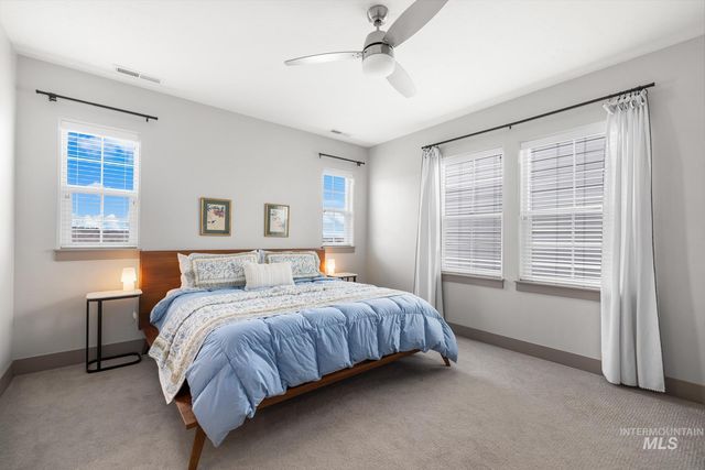 4198 E Wolf Tree St, Boise, ID 83716