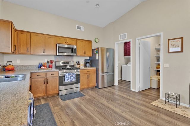 2212 Falcon, Barstow, CA 92311