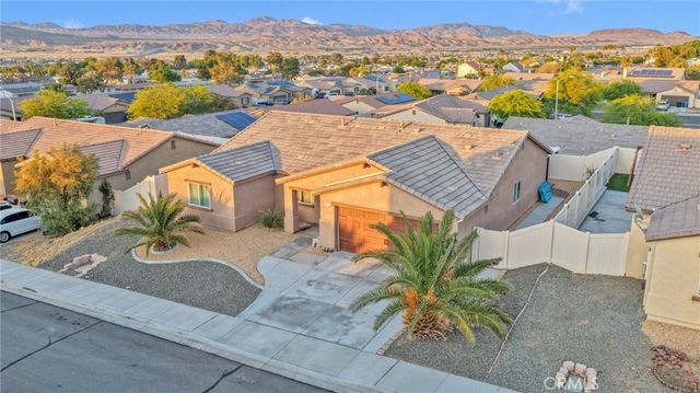 2212 Falcon, Barstow, CA 92311