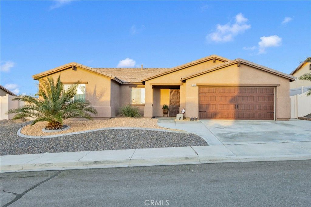 2212 Falcon, Barstow, CA 92311