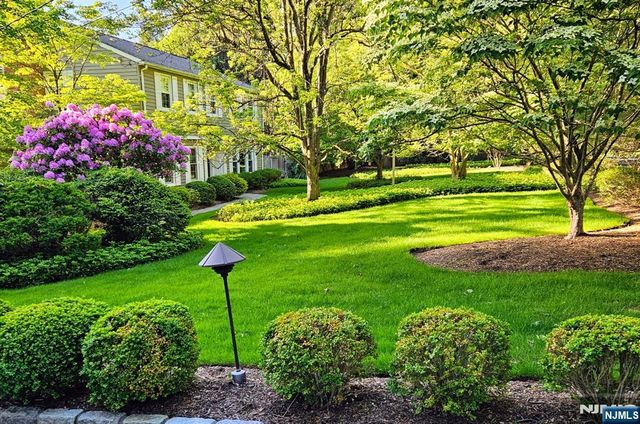 21 Ridge Road, Norwood, NJ 07648