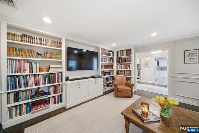 21 Ridge Road, Norwood, NJ 07648