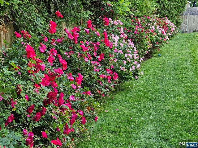 21 Ridge Road, Norwood, NJ 07648