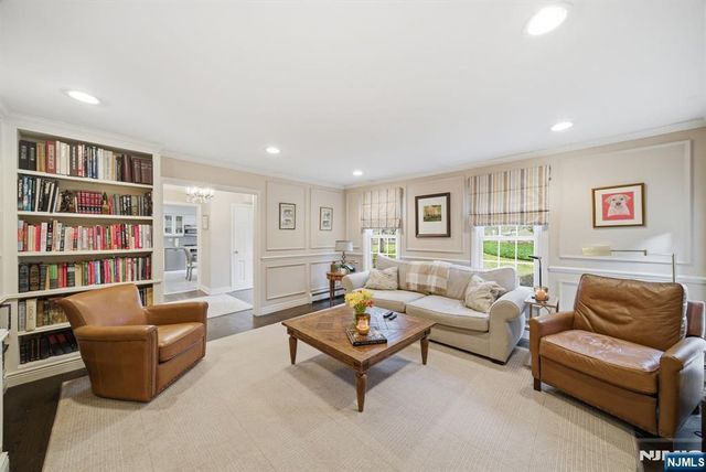 21 Ridge Road, Norwood, NJ 07648