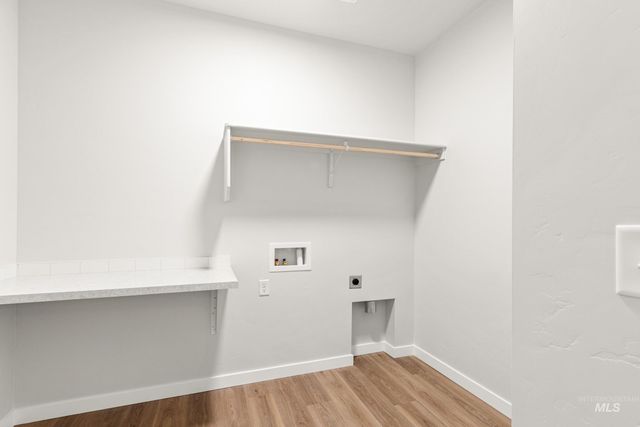 5200 E Phelps Lake Dr, Nampa, ID 83687