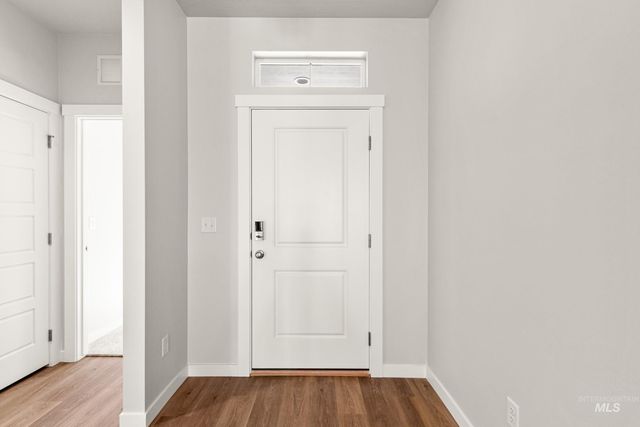 5200 E Phelps Lake Dr, Nampa, ID 83687