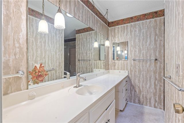 6 Barbara Lane, Bella Vista, AR 72715