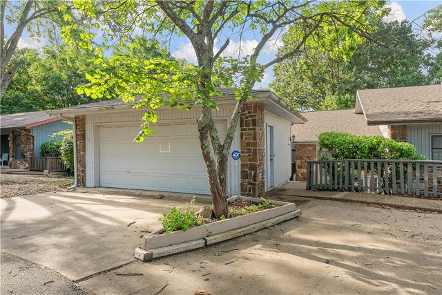 6 Barbara Lane, Bella Vista, AR 72715