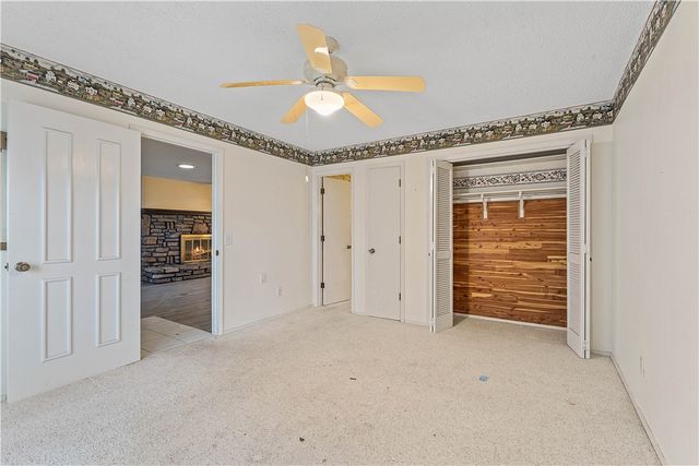 6 Barbara Lane, Bella Vista, AR 72715