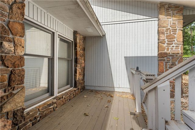6 Barbara Lane, Bella Vista, AR 72715