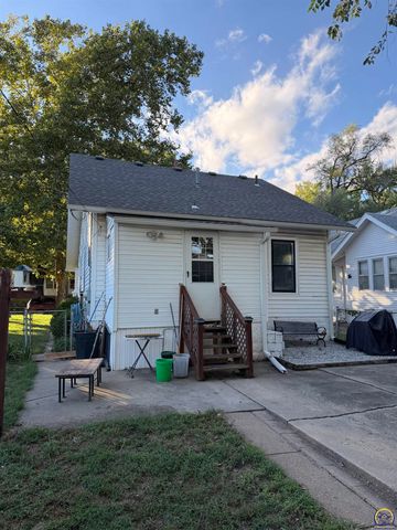 818 SW Jewell AVE, Topeka, KS 66606
