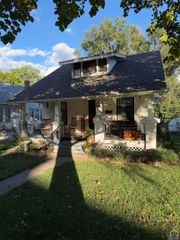 818 SW Jewell AVE, Topeka, KS 66606