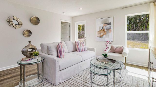 2917 Ironweed Cir, Cantonment, FL 32533