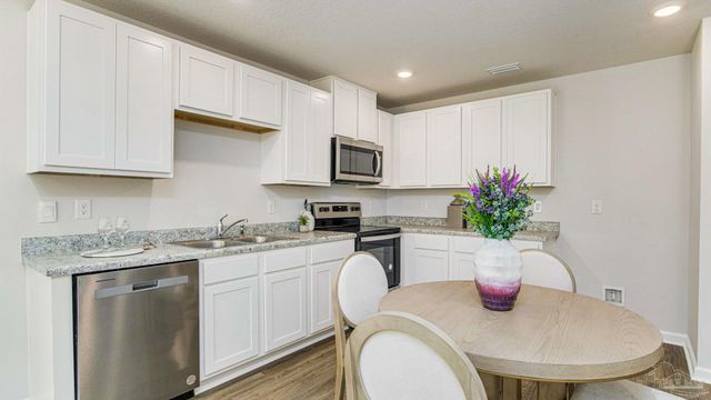 2917 Ironweed Cir, Cantonment, FL 32533