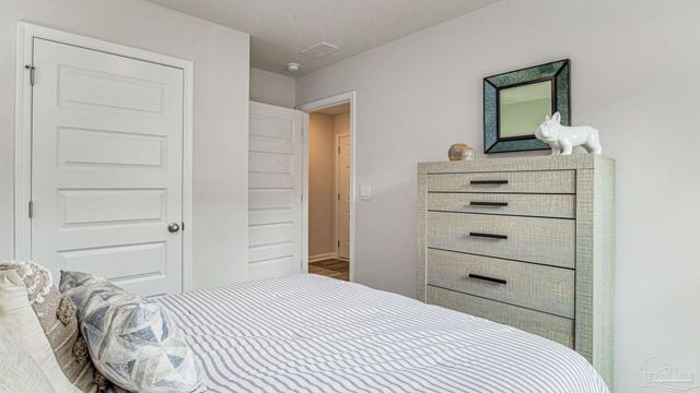 2917 Ironweed Cir, Cantonment, FL 32533