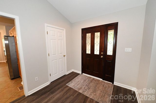 1035 E 24th Street, Newton, NC 28658
