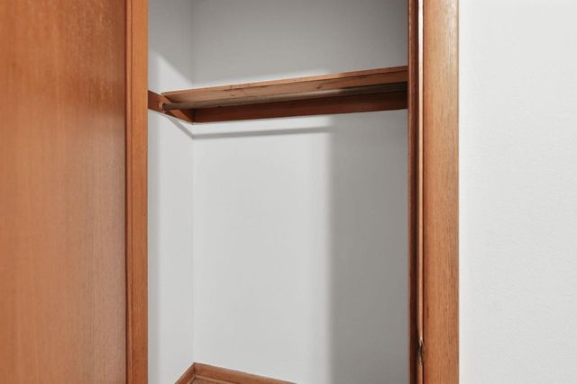 11016 W Wells STREET, Wauwatosa, WI 53226