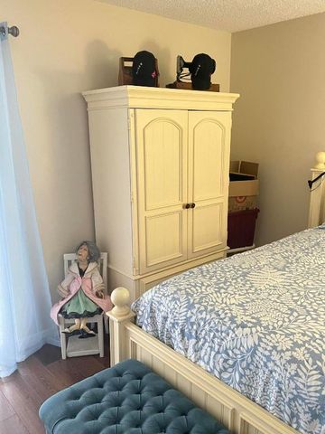 334 Southampton B, West Palm Beach, FL 33417