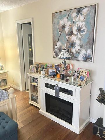 334 Southampton B, West Palm Beach, FL 33417