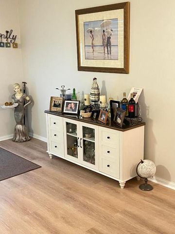 334 Southampton B, West Palm Beach, FL 33417