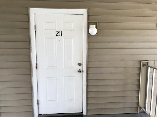 1500 Crescent Circle B211, Lake Park, FL 33403