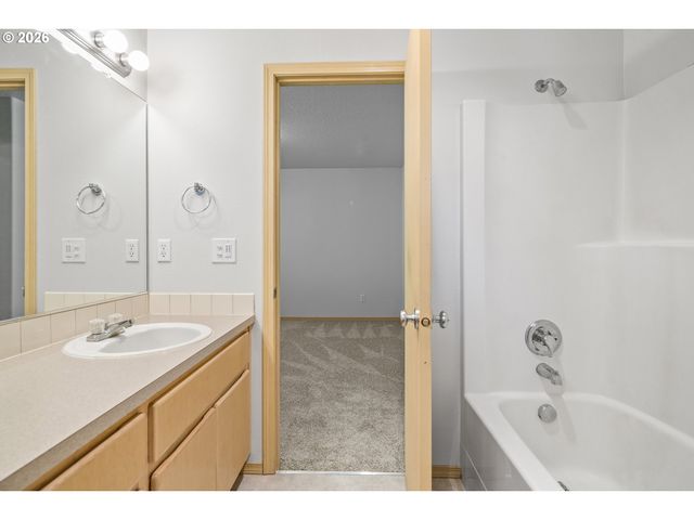 3711 Z St, Washougal, WA 98671