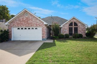 500 Chateau Court, Denton, TX 76209