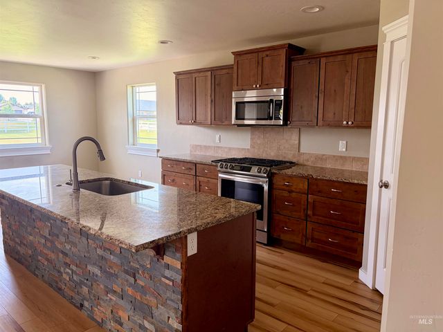 2493 East 3769 North, Twin Falls, ID 83301
