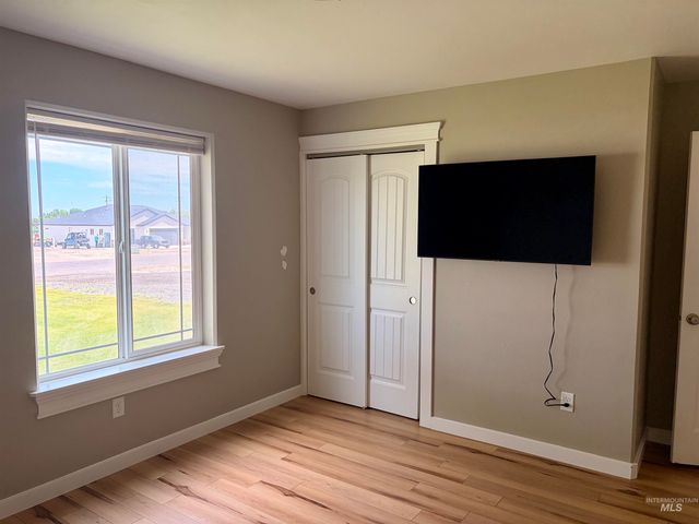 2493 East 3769 North, Twin Falls, ID 83301