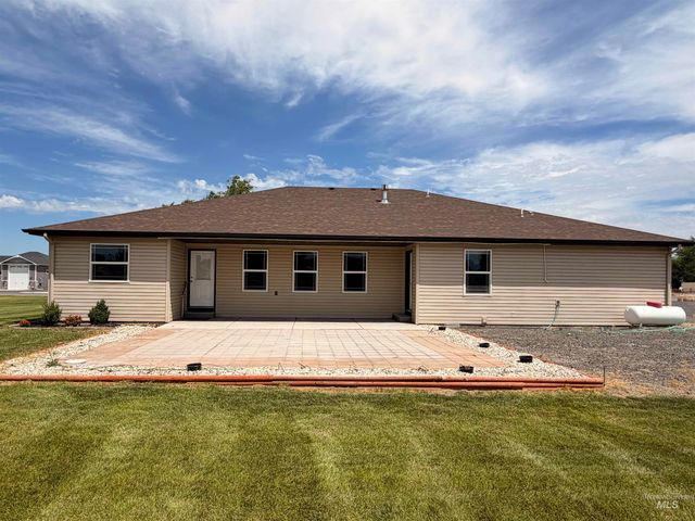 2493 East 3769 North, Twin Falls, ID 83301