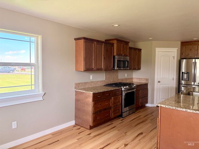 2493 East 3769 North, Twin Falls, ID 83301
