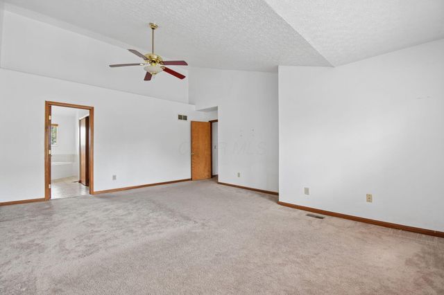 523 Winnard Drive, Columbus, OH 43213