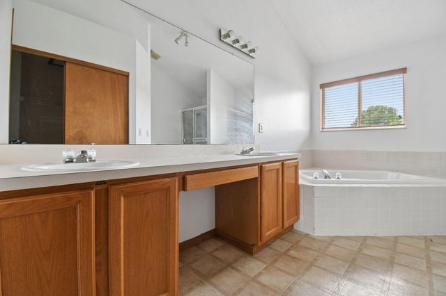 523 Winnard Drive, Columbus, OH 43213